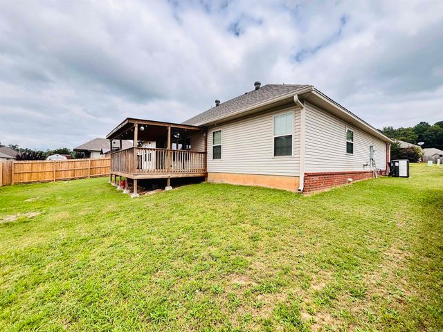 1732 White Oak Lane, Benton, AR 72019