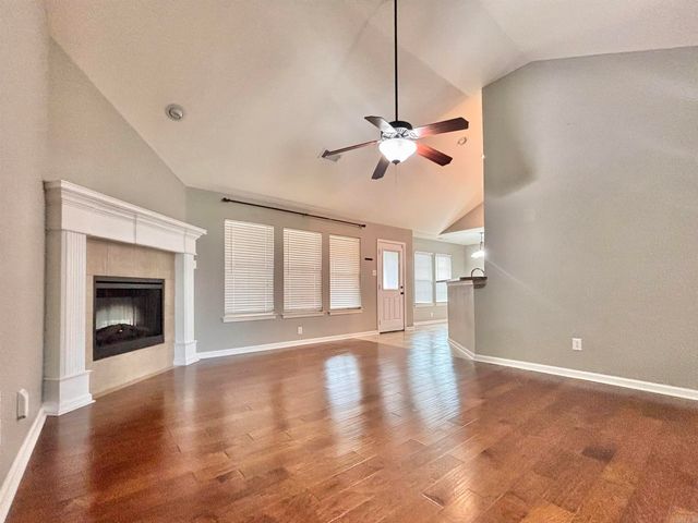 1732 White Oak Lane, Benton, AR 72019