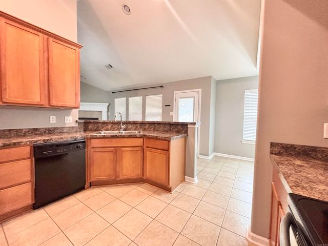 1732 White Oak Lane, Benton, AR 72019