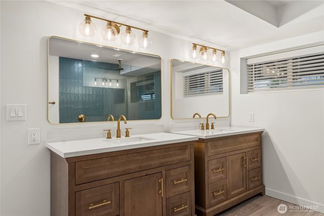 4905 Jenks Point Way E, Lake Tapps, WA 98391
