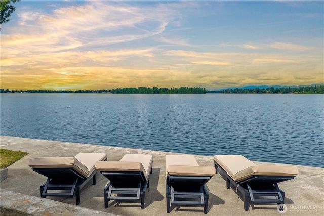 4905 Jenks Point Way E, Lake Tapps, WA 98391