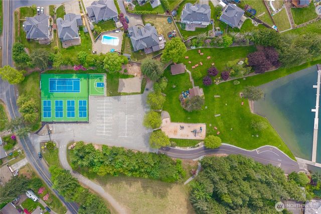 4905 Jenks Point Way E, Lake Tapps, WA 98391