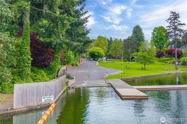 4905 Jenks Point Way E, Lake Tapps, WA 98391