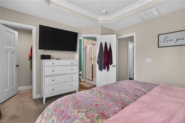 265 Goldenstar LN, Portsmouth, VA 23701