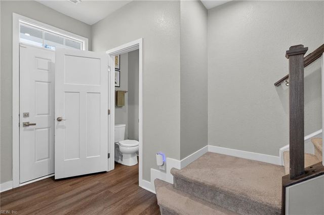 265 Goldenstar LN, Portsmouth, VA 23701