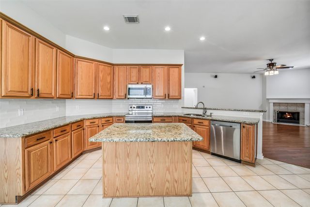 15611 Meadow Palm Drive, Cypress, TX 77433