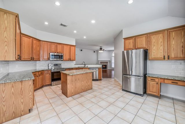 15611 Meadow Palm Drive, Cypress, TX 77433