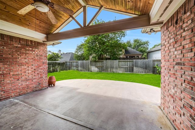 15611 Meadow Palm Drive, Cypress, TX 77433