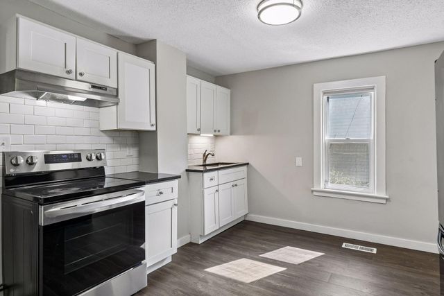 894 Euclid Street, Saint Paul, MN 55106