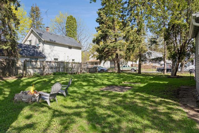 894 Euclid Street, Saint Paul, MN 55106