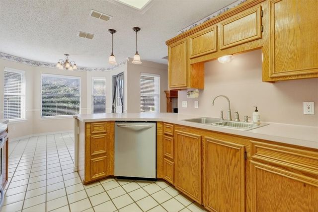 6213 Georgia Dr, Corpus Christi, TX 78414