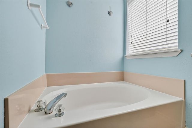 6213 Georgia Dr, Corpus Christi, TX 78414