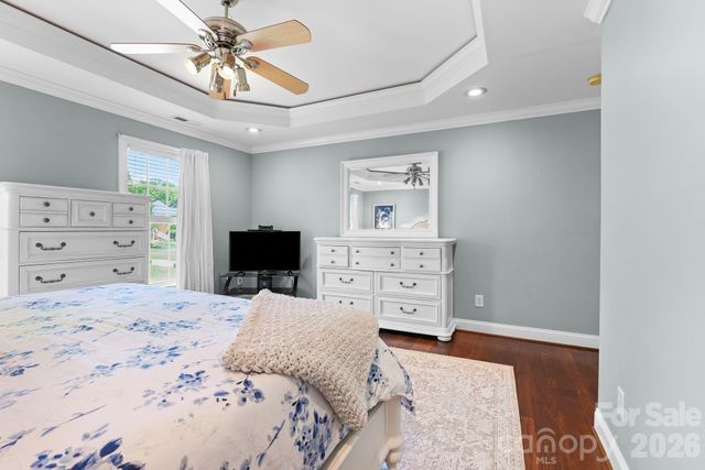 220 Lake Dale Court, Clemmons, NC 27012