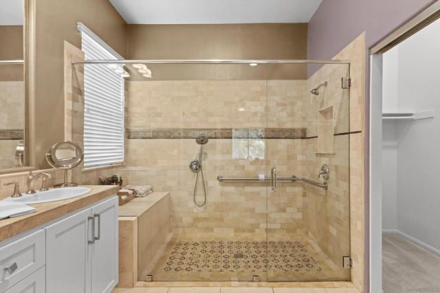 3329 Wild Oak LN, Escondido, CA 92027