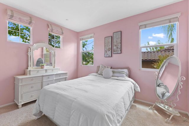 3329 Wild Oak LN, Escondido, CA 92027
