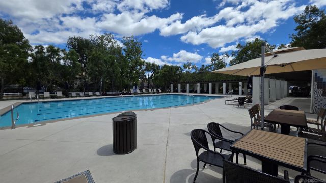 3329 Wild Oak LN, Escondido, CA 92027