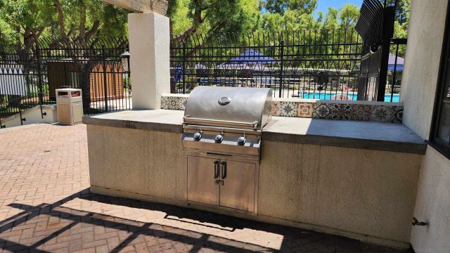 3329 Wild Oak LN, Escondido, CA 92027
