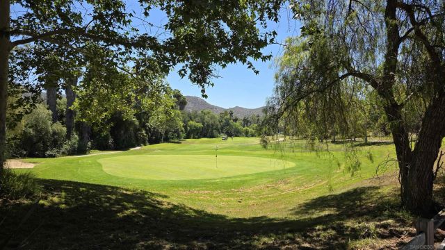 3329 Wild Oak LN, Escondido, CA 92027