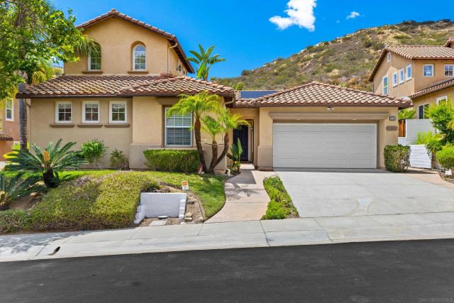3329 Wild Oak LN, Escondido, CA 92027