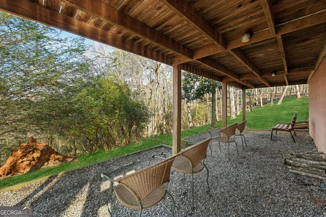 714 Deer Woods Trail, Cleveland, GA 30528