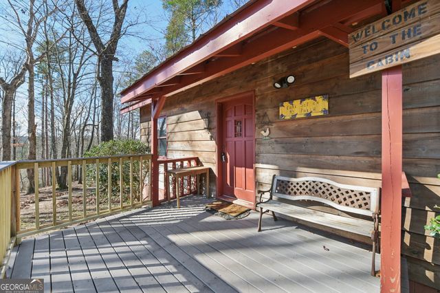 714 Deer Woods Trail, Cleveland, GA 30528