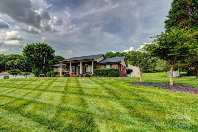 253 Suncrest Road, Cherryville, NC 28021