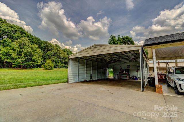 253 Suncrest Road, Cherryville, NC 28021