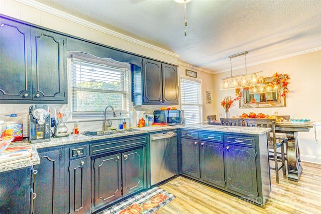 253 Suncrest Road, Cherryville, NC 28021