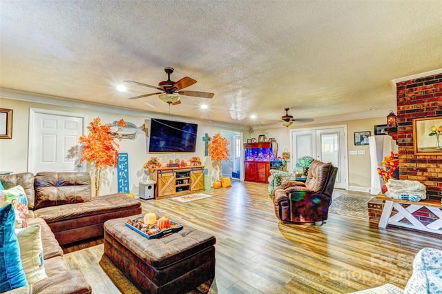 253 Suncrest Road, Cherryville, NC 28021