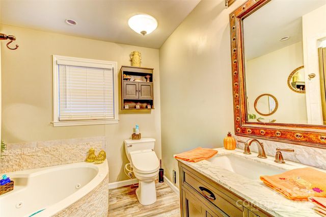 253 Suncrest Road, Cherryville, NC 28021