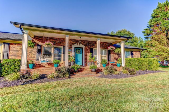 253 Suncrest Road, Cherryville, NC 28021