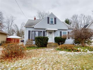 4587 Wood Street, Willoughby, OH 44094