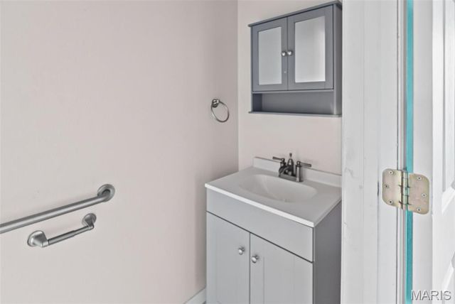 2528 Commons Parkway, Belleville, IL 62221