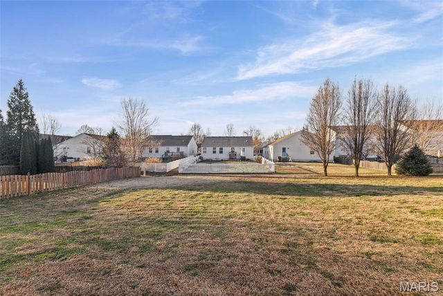 2528 Commons Parkway, Belleville, IL 62221