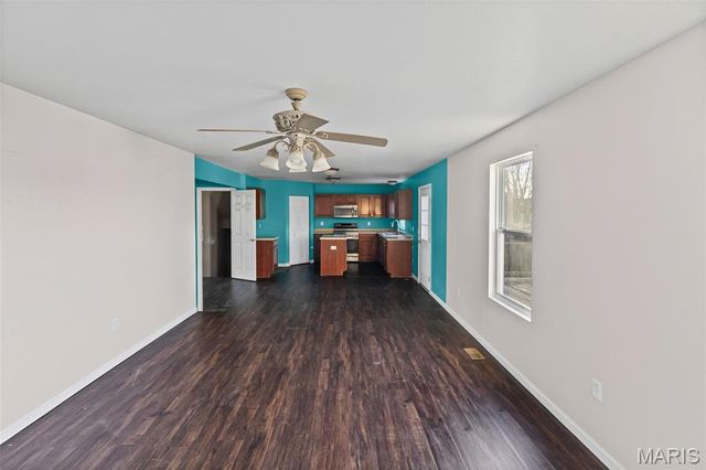 2528 Commons Parkway, Belleville, IL 62221