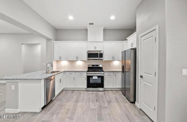 13110 CASTLEFORD Lane, El Paso, TX 79928