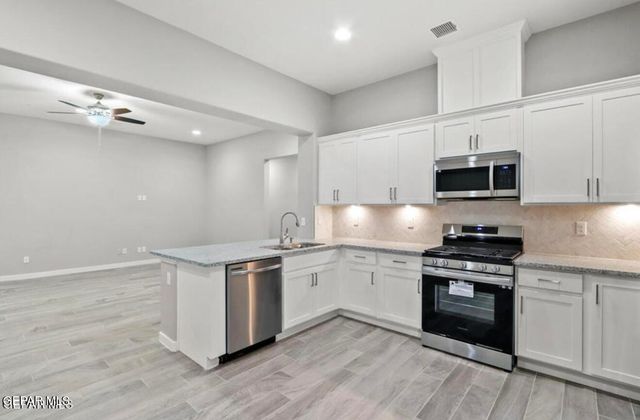 13110 CASTLEFORD Lane, El Paso, TX 79928