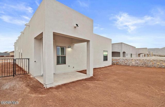 13110 CASTLEFORD Lane, El Paso, TX 79928