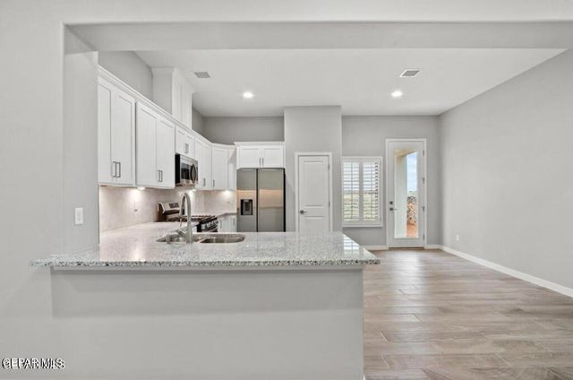 13110 CASTLEFORD Lane, El Paso, TX 79928