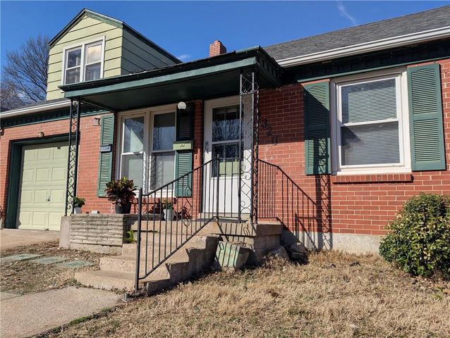 2320 E 71st Terrace, Kansas City, MO 64132