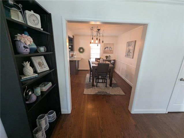 2320 E 71st Terrace, Kansas City, MO 64132