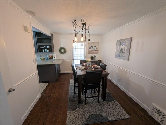 2320 E 71st Terrace, Kansas City, MO 64132