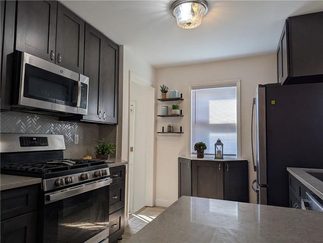 2320 E 71st Terrace, Kansas City, MO 64132