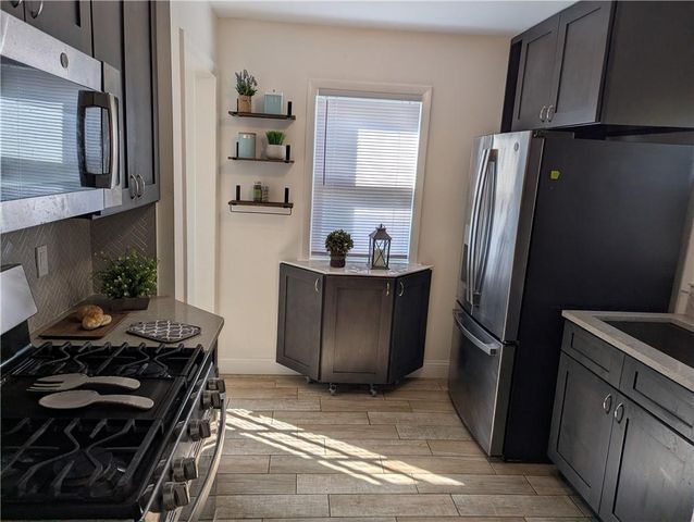 2320 E 71st Terrace, Kansas City, MO 64132