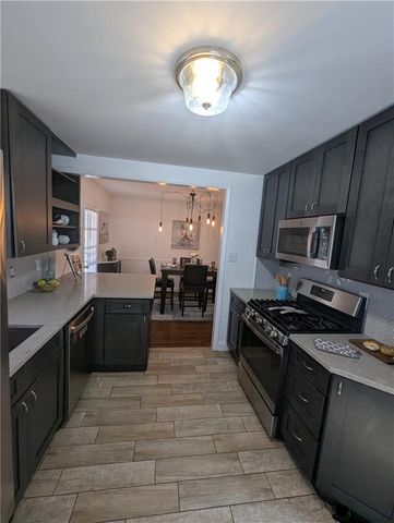 2320 E 71st Terrace, Kansas City, MO 64132