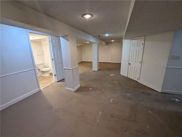 2320 E 71st Terrace, Kansas City, MO 64132