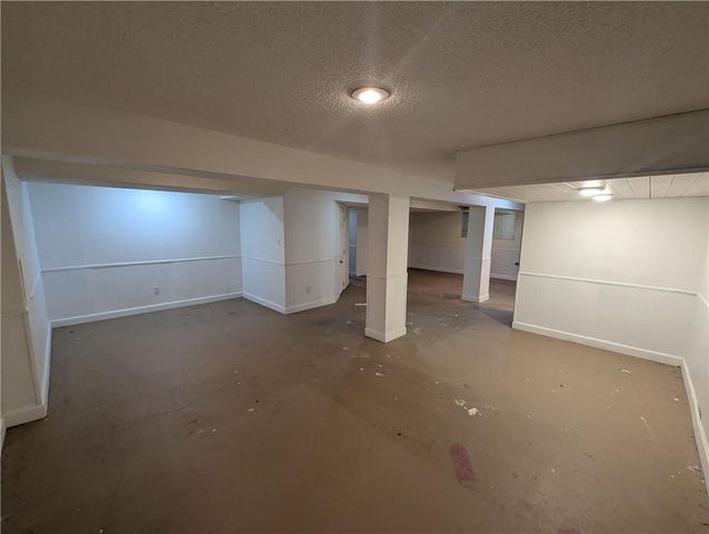 2320 E 71st Terrace, Kansas City, MO 64132