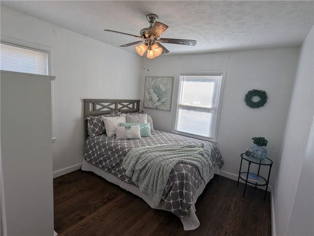 2320 E 71st Terrace, Kansas City, MO 64132