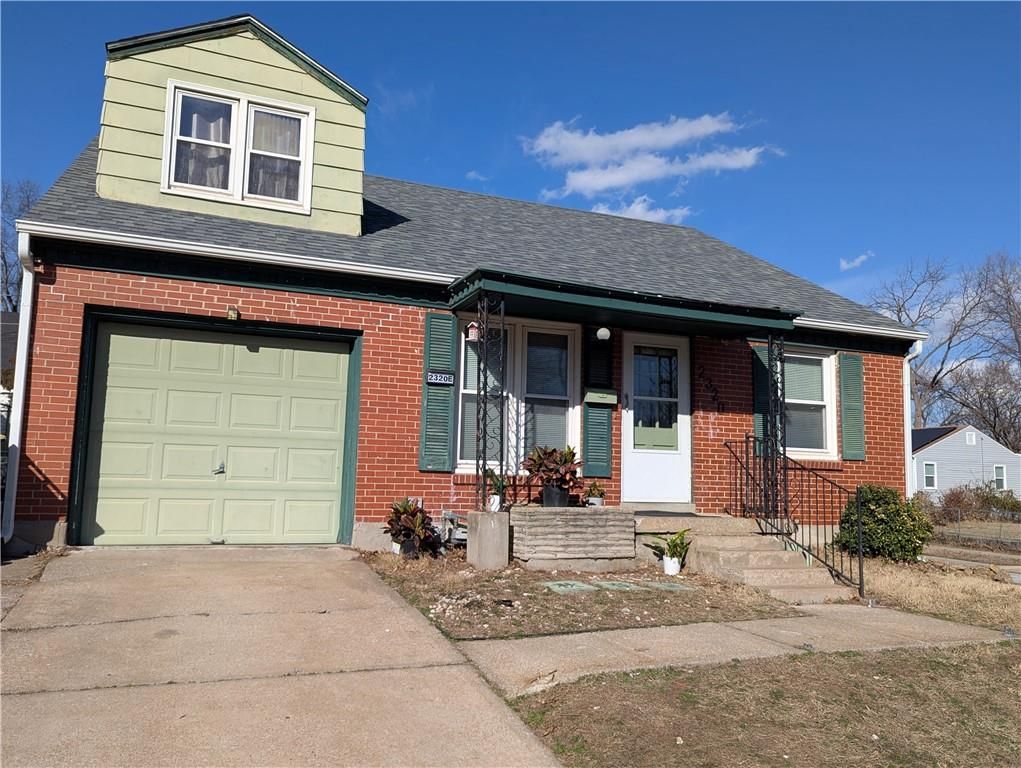 2320 E 71st Terrace, Kansas City, MO 64132