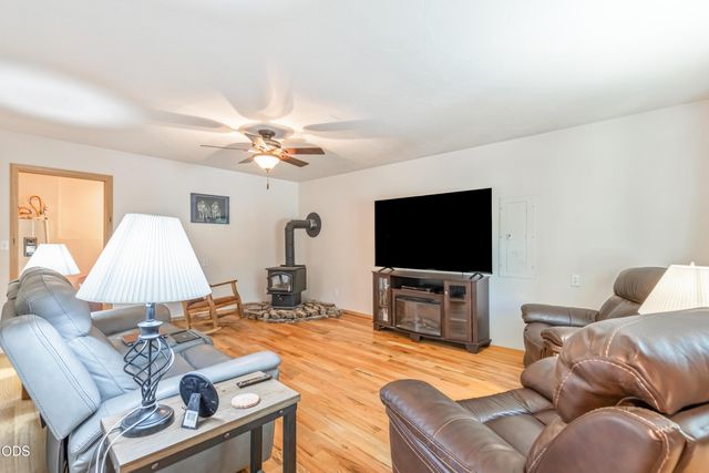 16018 Park Drive, La Pine, OR 97739